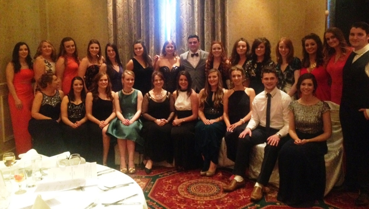 MGO 2016 ag an Teachers Ball ag ceiliúradh chríoch an chláir -image